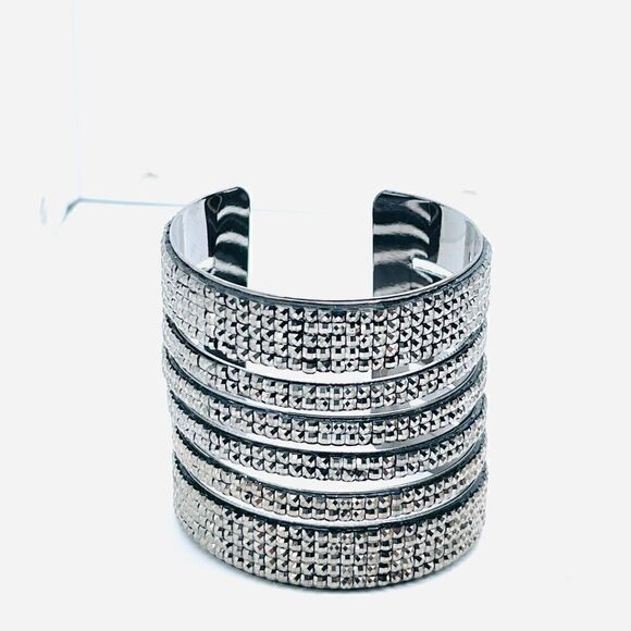 Nwot Multilayer Gunmetal/Black Sparkling Rhinestone Cuff Statement Bracelet - Picture 6 of 7